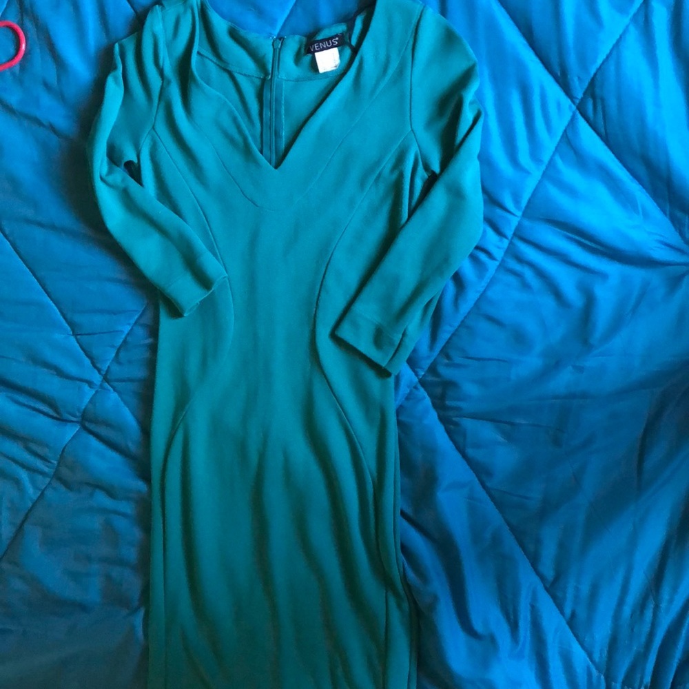 Venus dress green